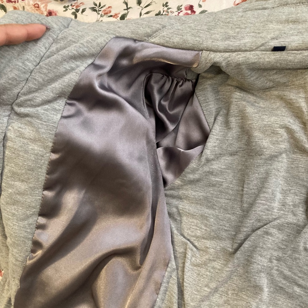 Grey Jacket❓ - Picture 12 of 16